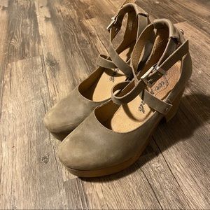 Free People Buena Vista Clogs Size 39